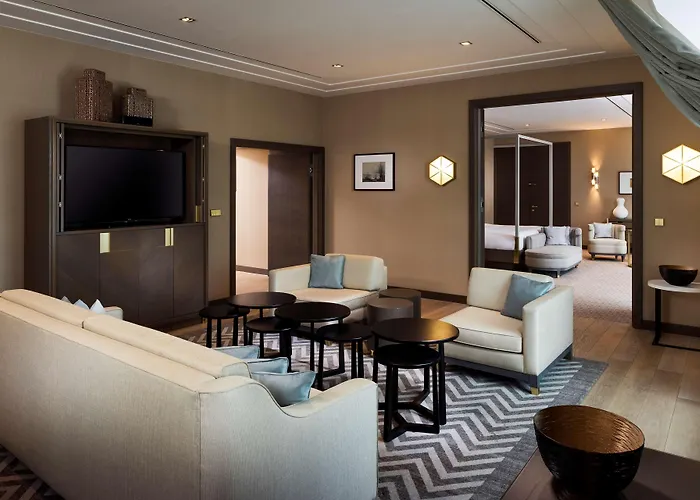 Hotel Hilton Plaza