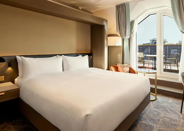 Hilton Plaza Ξενοδοχείο